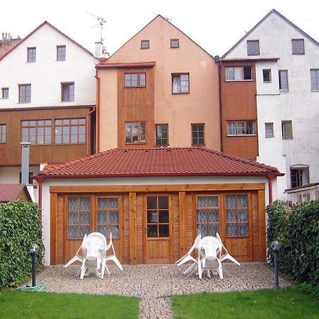 Penzion 102 Pardubice Buitenkant foto