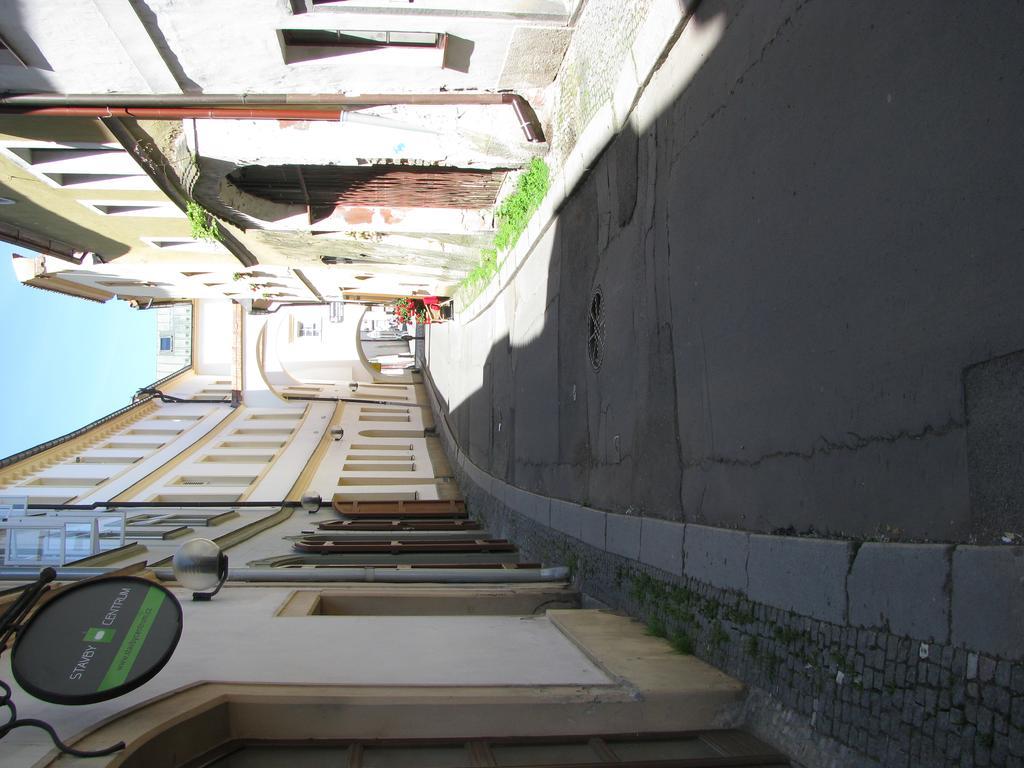Penzion 102 Pardubice Buitenkant foto